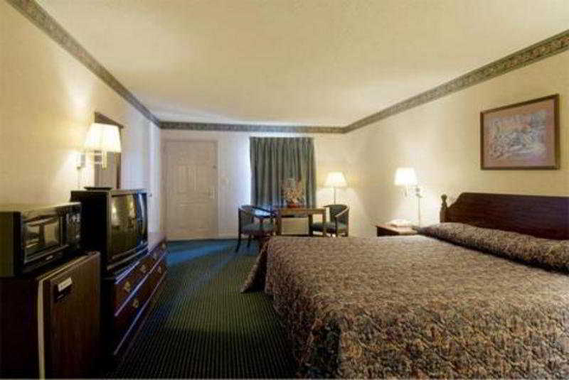 Surestay Hotel By Best Western Brownsville Zewnętrze zdjęcie